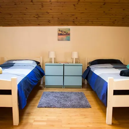 Florida Apartment *